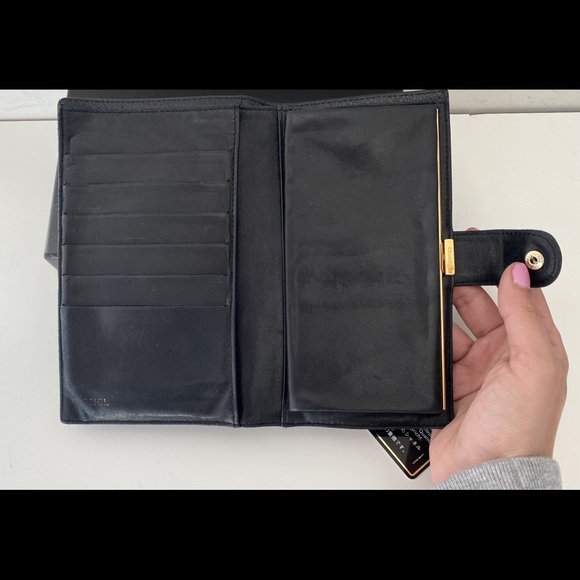 Chanel Cavair CC Timeless Wallet - Picture 7 of 8